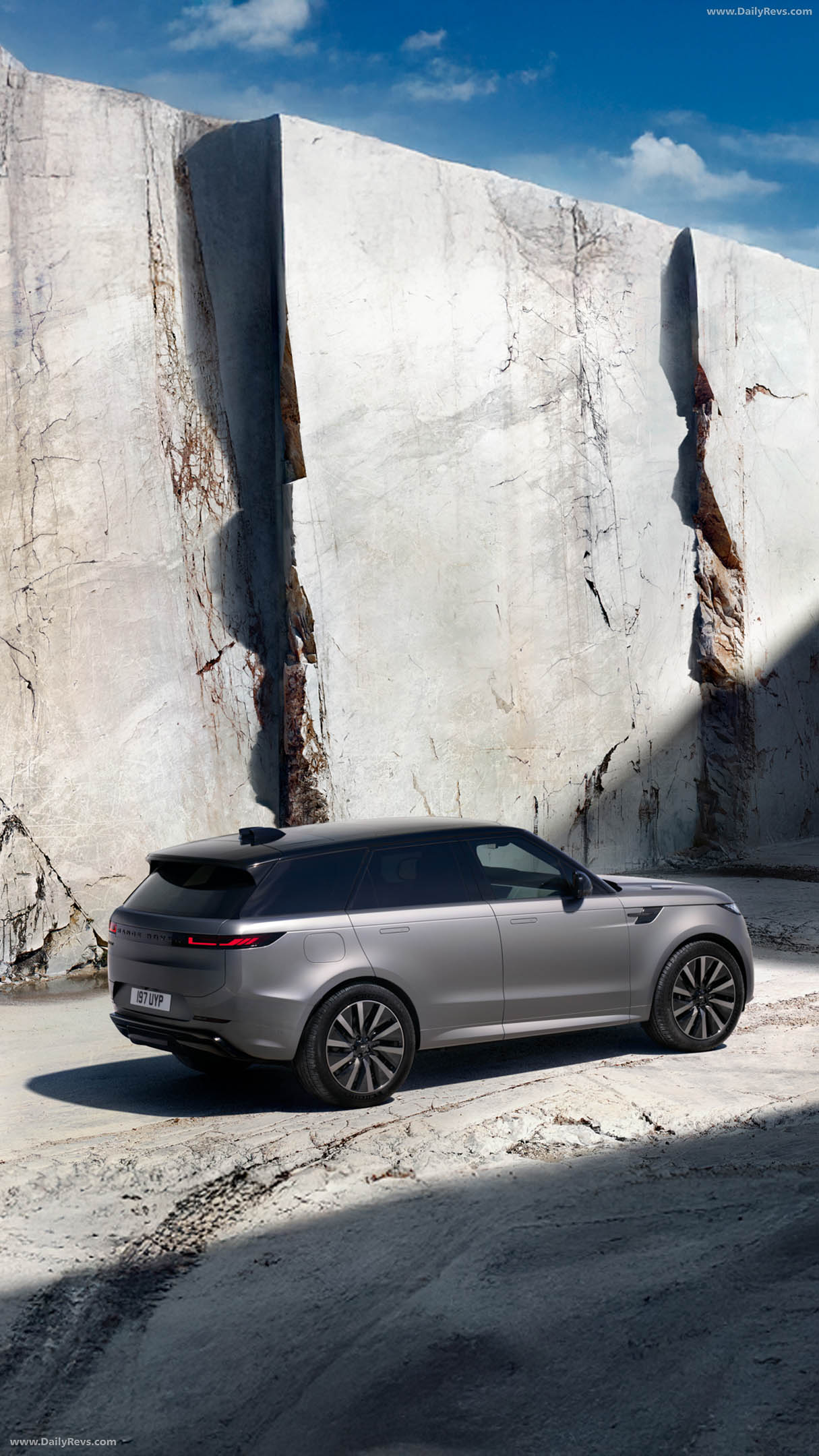 2027 Land Rover Range Rover Sport Electric Rear View